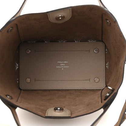 Louis Vuitton Mahina Hina PM Galet 6 of 10