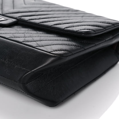 Chanel Aged Calfskin Chevron Quilted 2.55 Reissue 226 So Black 16 of 23