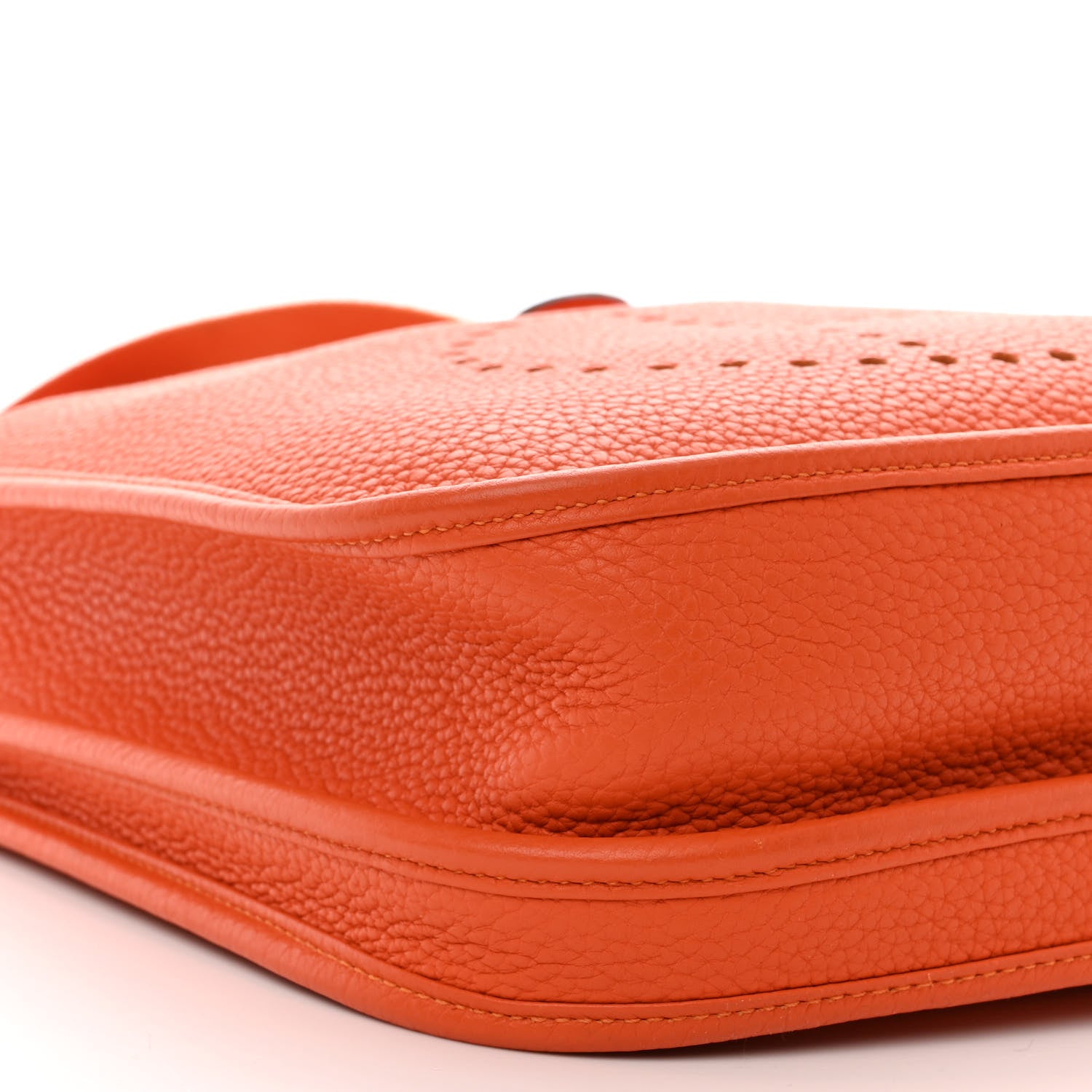Hermes Taurillon Clemence Evelyne III PM Feu 9 of 12