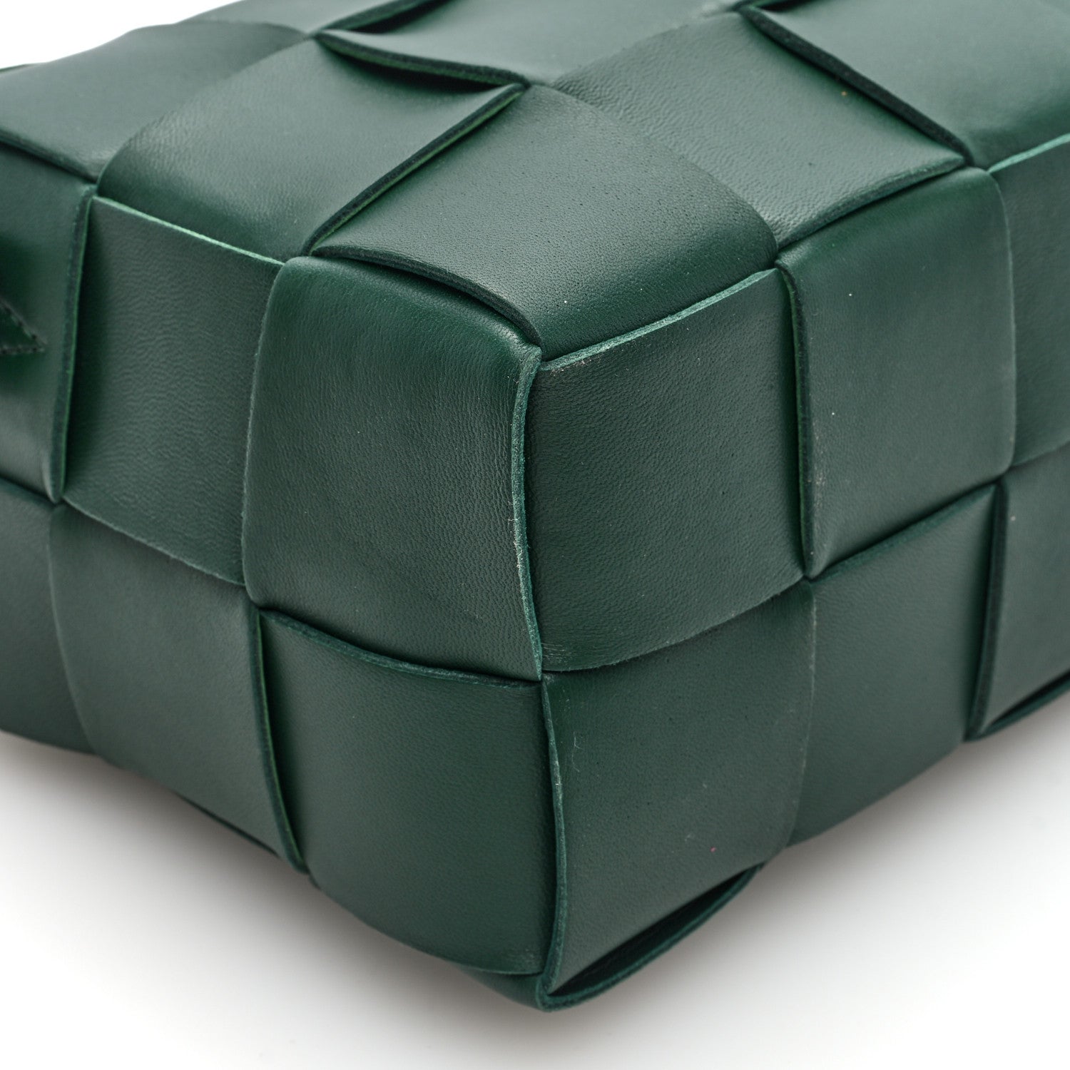 BOTTEGA グリーン Bottega Veneta Lambskin Maxi Intrecciato Brick Cassette Bag