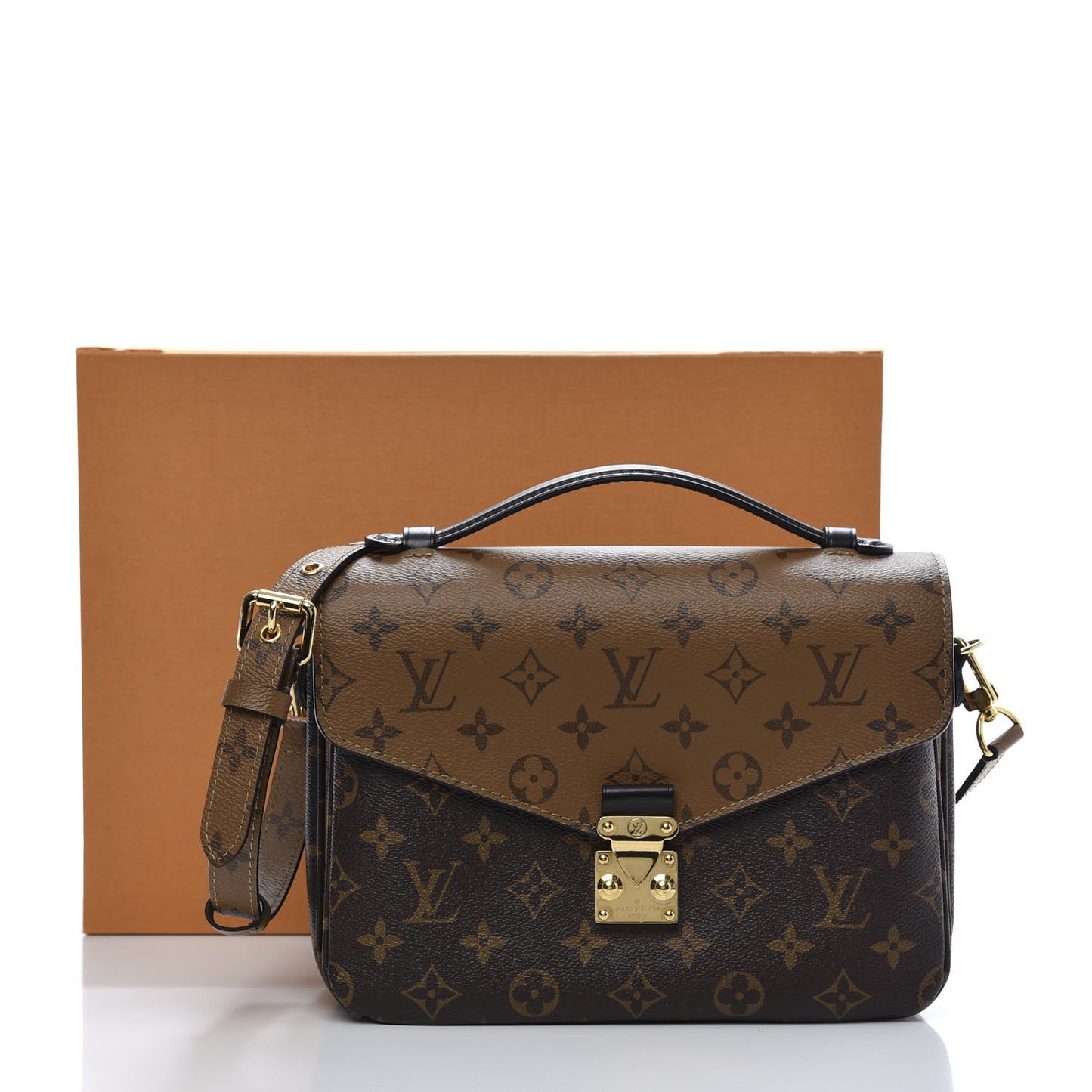 Reverse Monogram Pochette Metis