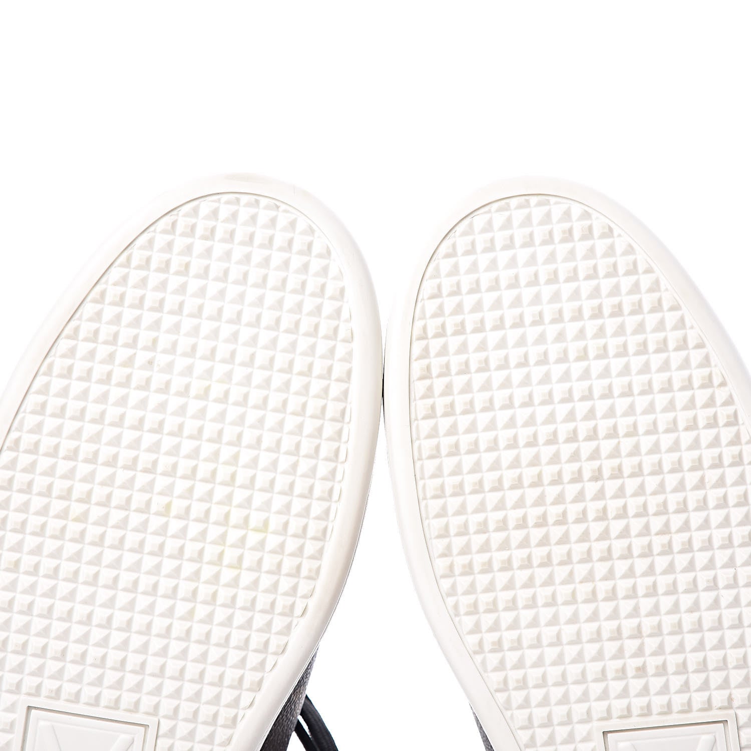 Louis Vuitton Monogram Frontrow Sneakers 7 9 of 9