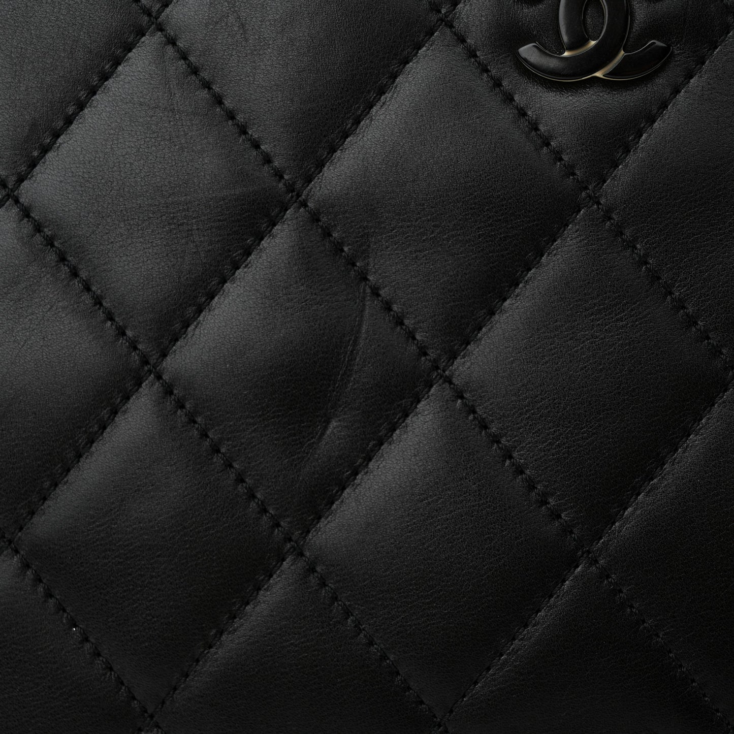 Lambskin Bekko Chain Large Shoulder Bag Black