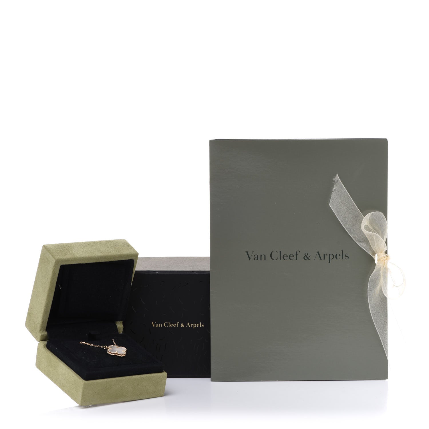 Van Cleef & Arpels 18K Yellow Gold Mother of Pearl Vintage Alhambra Pendant Necklace 6 of 6