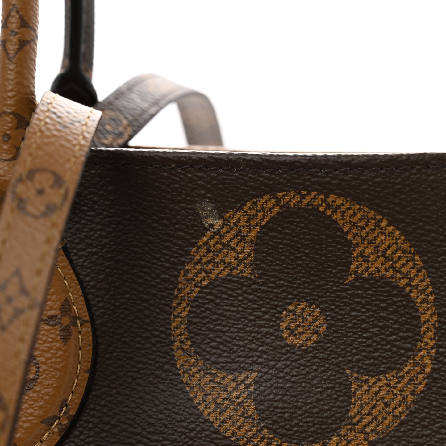 Reverse Monogram Giant Onthego GM