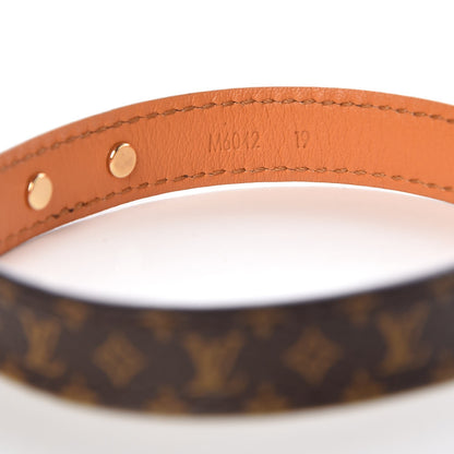 Louis Vuitton Monogram Essential V Bracelet 19 6 of 7