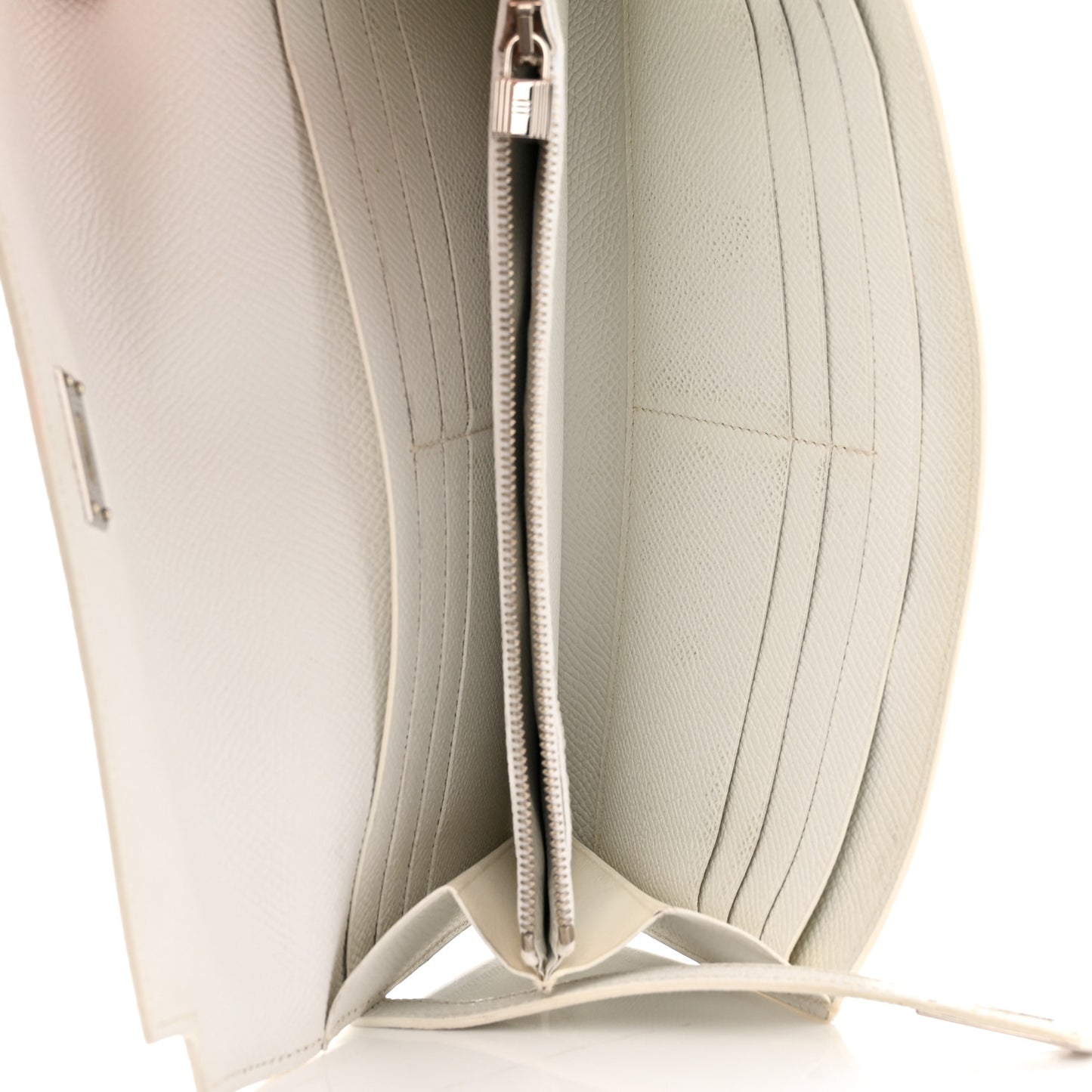 Epsom Kelly Longue Wallet White
