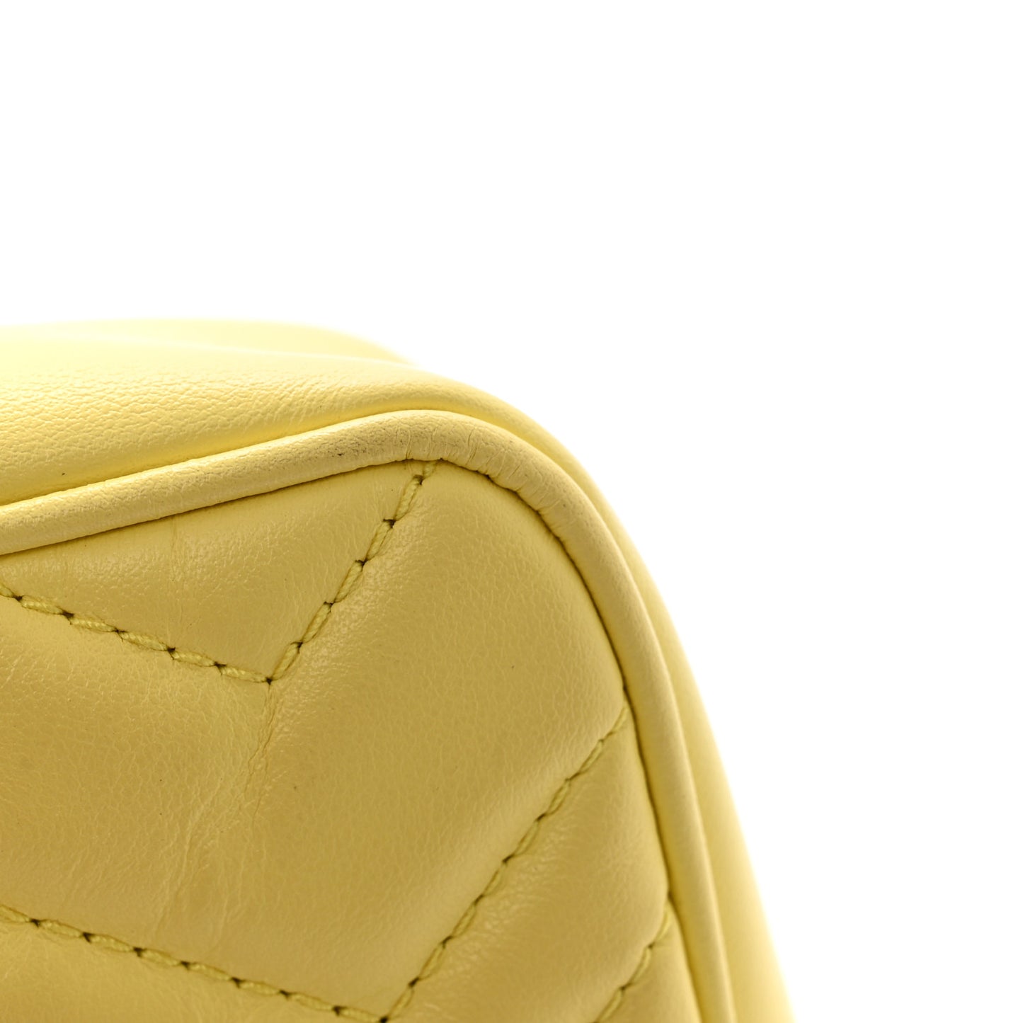 Calfskin Matelasse Super Mini GG Marmont Shoulder Bag Banana