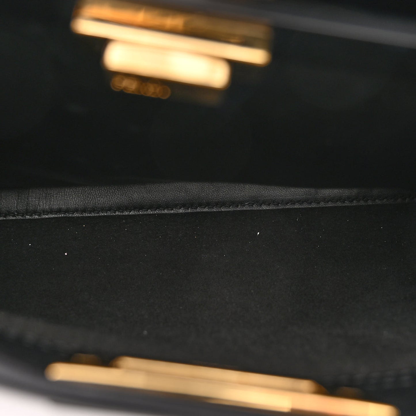 Vitello Seta Shiny Nappa Medium Peekaboo Iconic Satchel Black