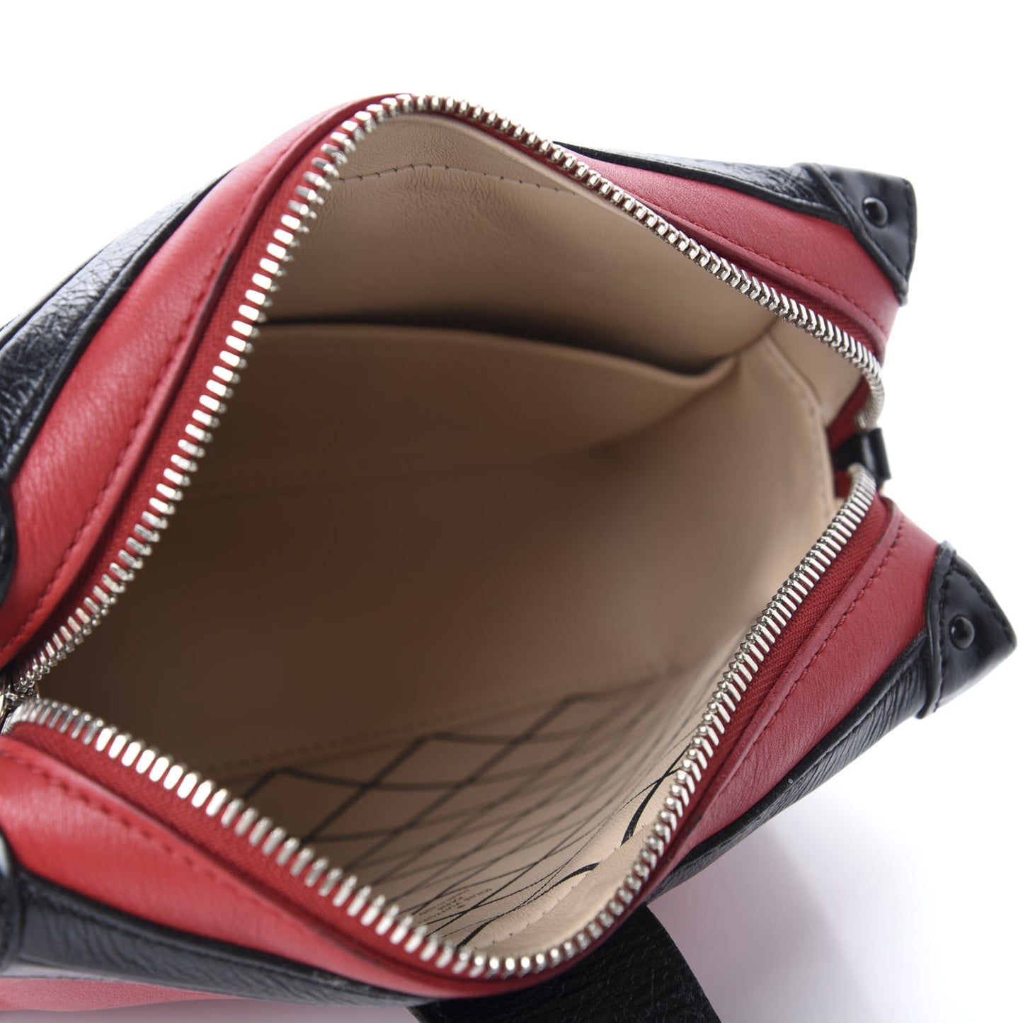 Calfskin Petite Malle Soft MM Rouge