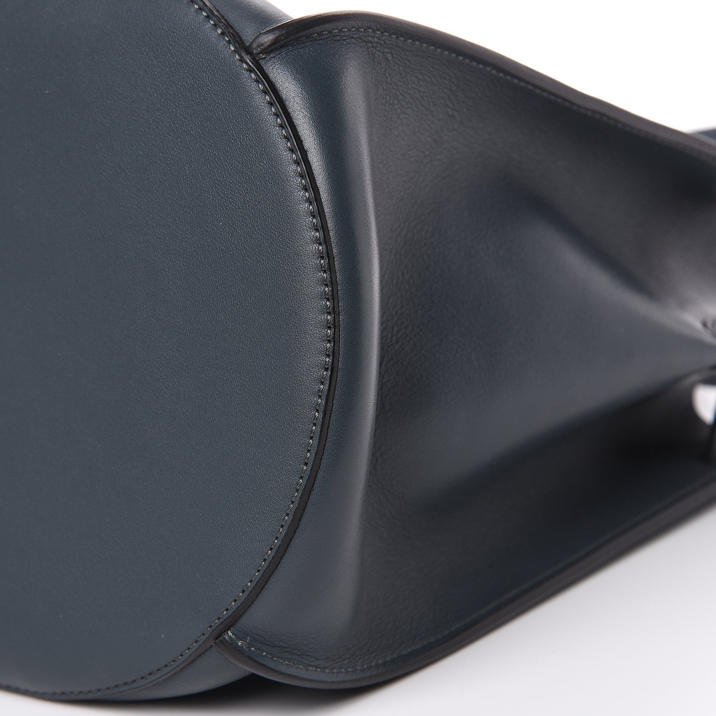 Smooth Calfskin Long Strap Big Bucket Bag Slate