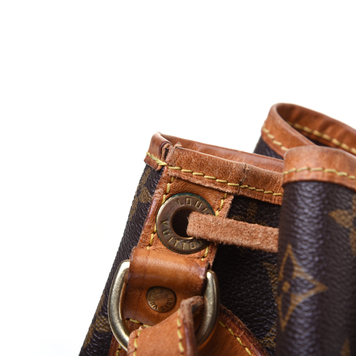Louis Vuitton Monogram Petit Noe 24 of 35