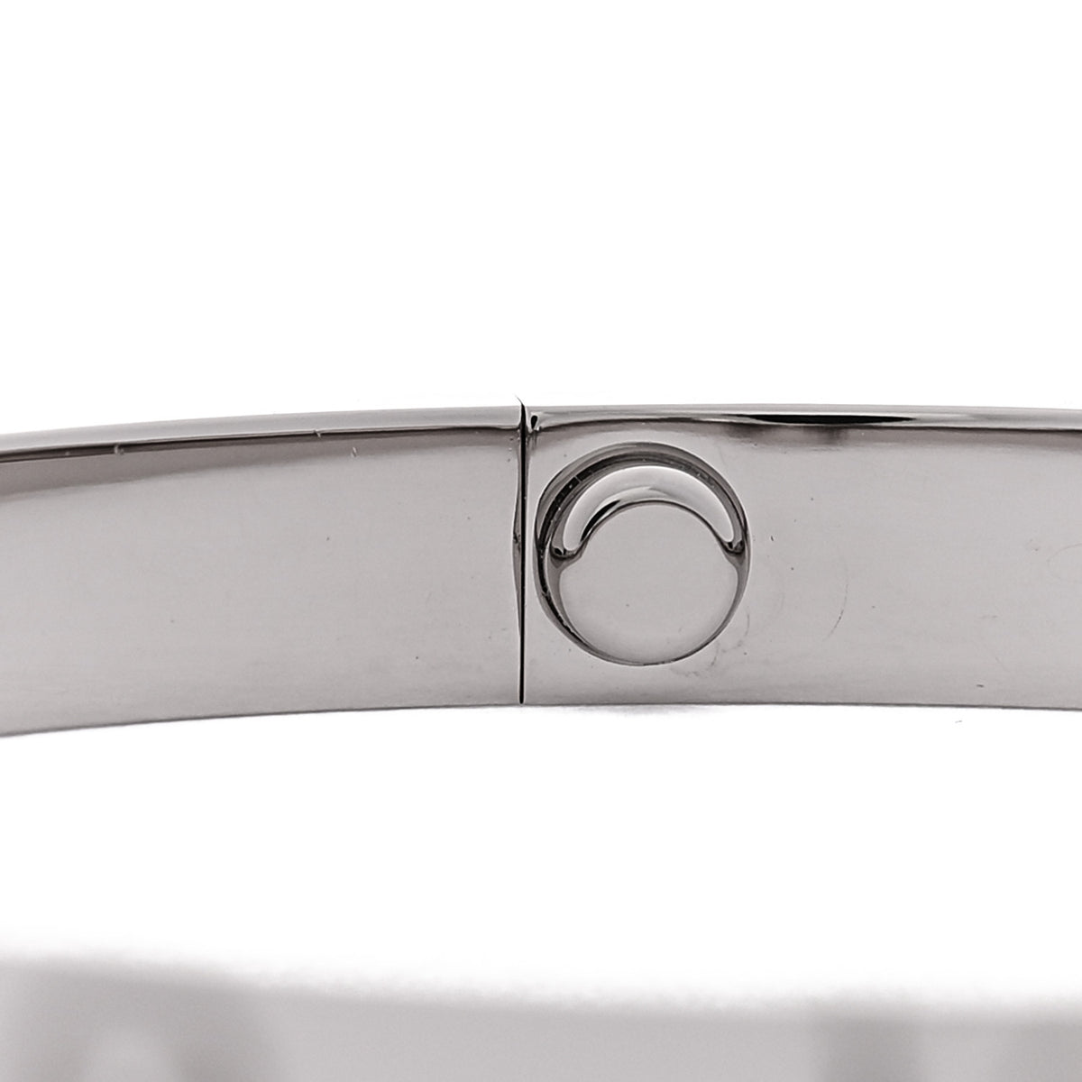 18K White Gold Medium LOVE Bracelet 16