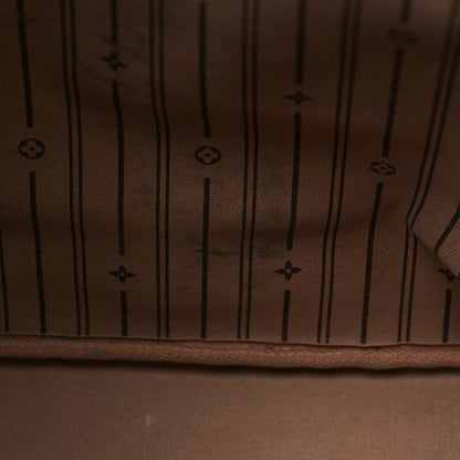 Louis Vuitton Monogram Neverfull MM 6 of 13