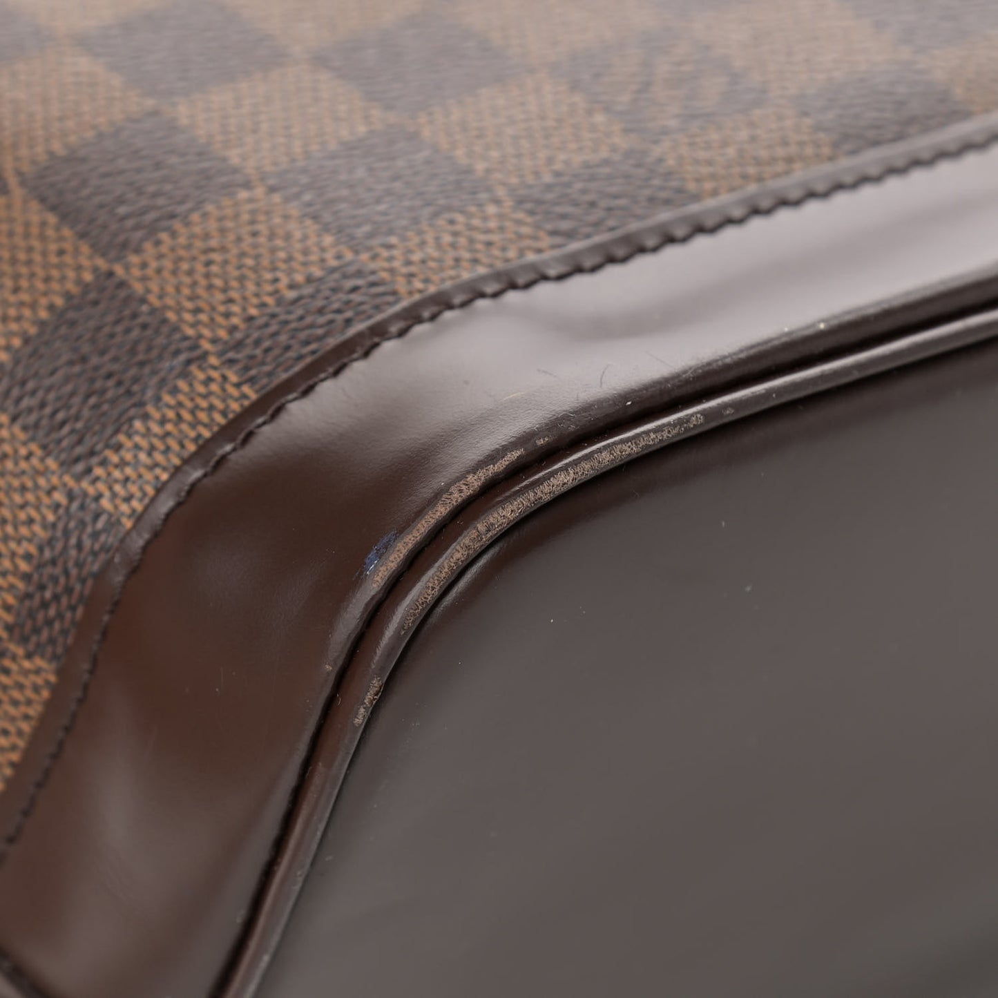 Damier Ebene Alma PM