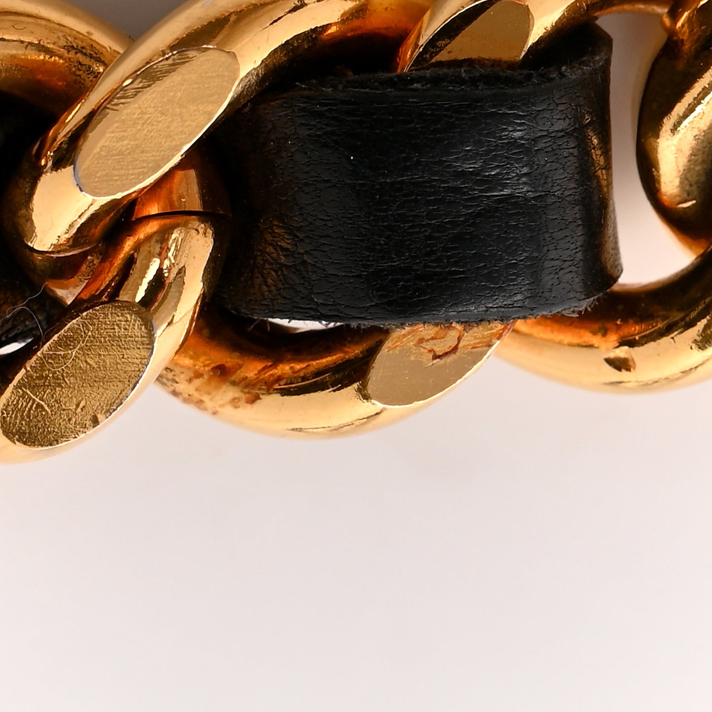 Lambskin Chain Logo Belt Gold Black