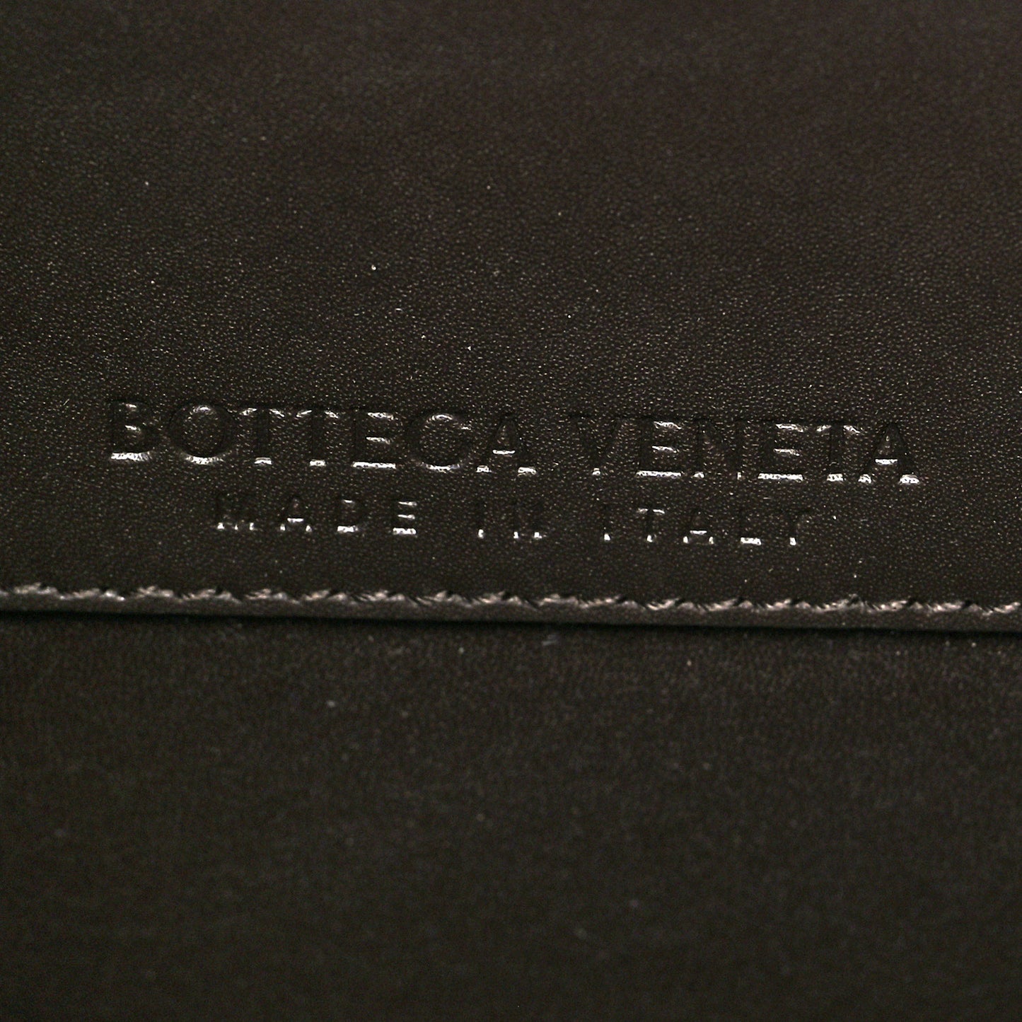 Calfskin Wood Mount Fondant