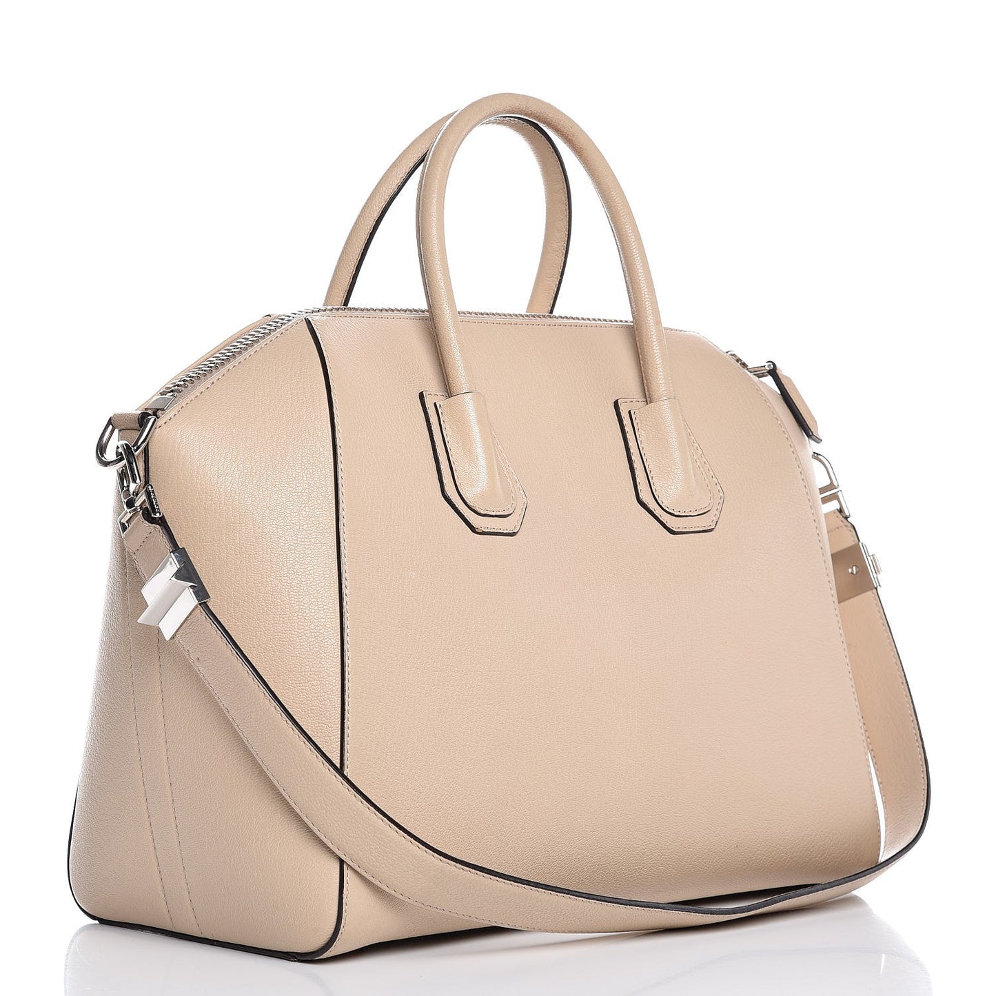 Sugar Goatskin Medium Antigona Mastic