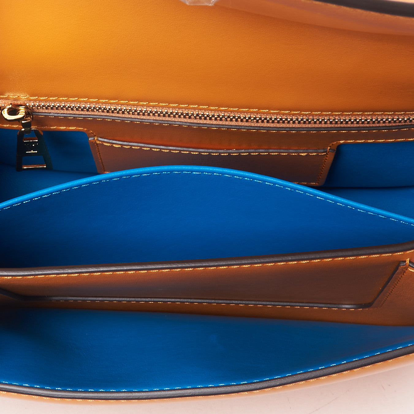 Smooth Calfskin Pont 9 Summer Gold