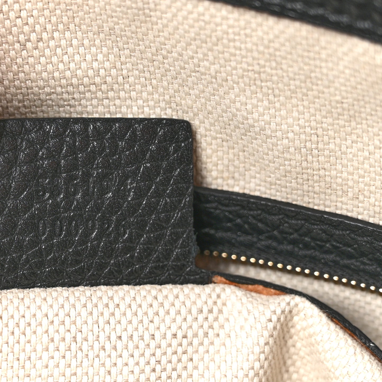 Pebbled Calfskin Large Soho Hobo Black