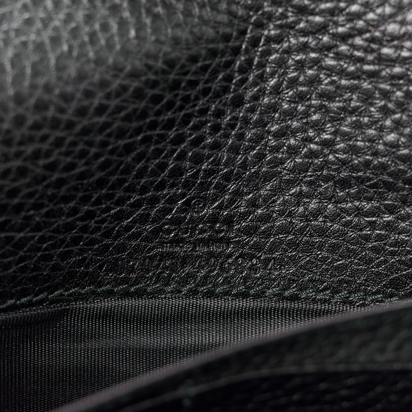 Pebbled Calfskin Soho Wallet On Chain Black