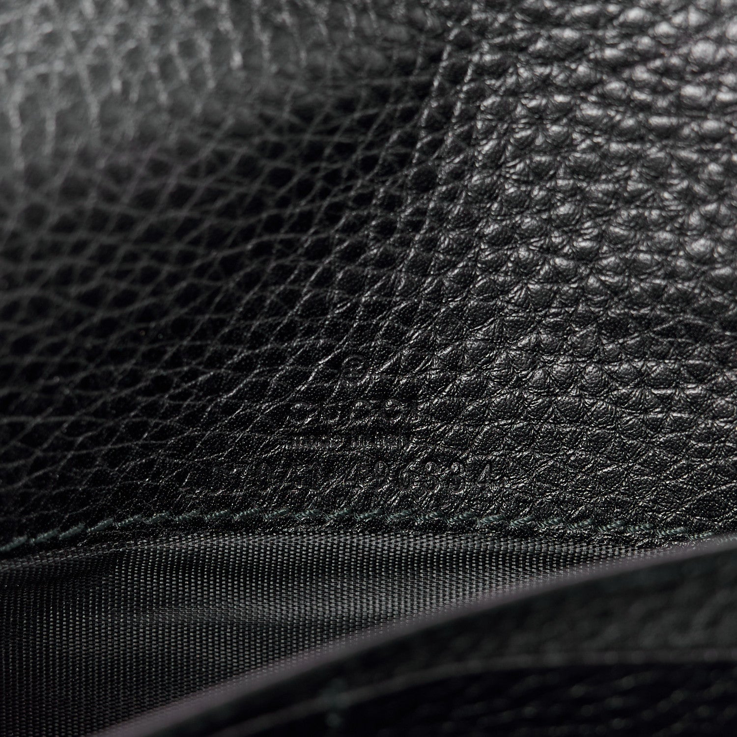 Gucci Pebbled Calfskin Soho Wallet On Chain Black 8 of 15