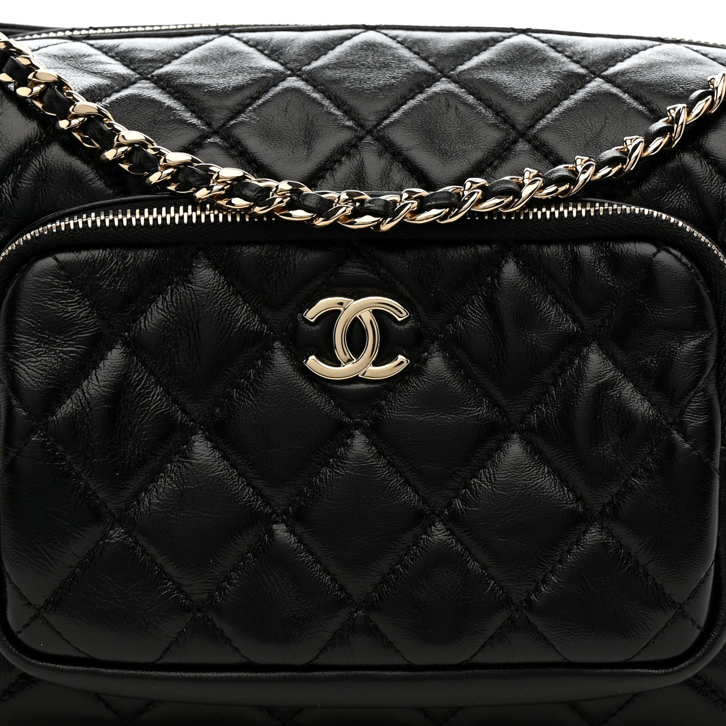 Shiny Crumpled Lambskin Quilted Medium Preppy Pocket Camera Case Black