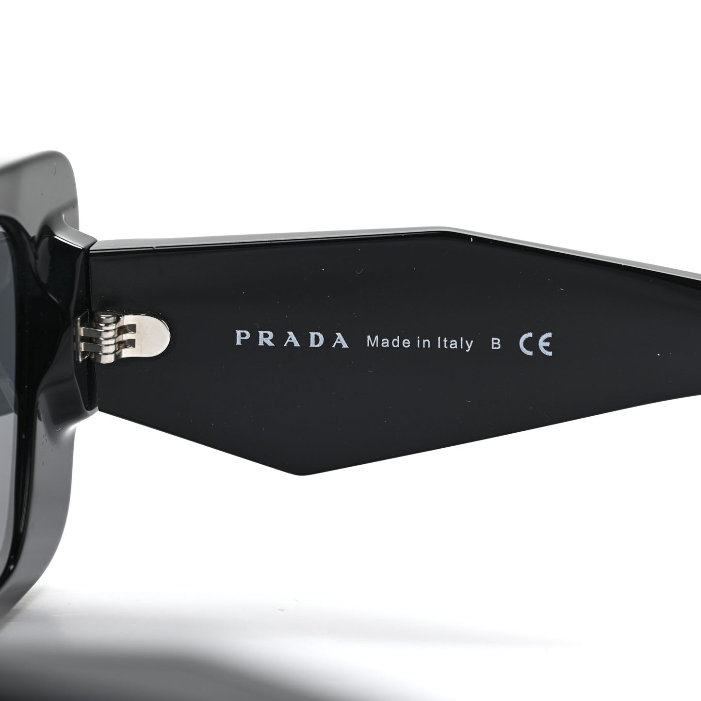 Acetate Symbole Sunglasses SPR 08Y Black