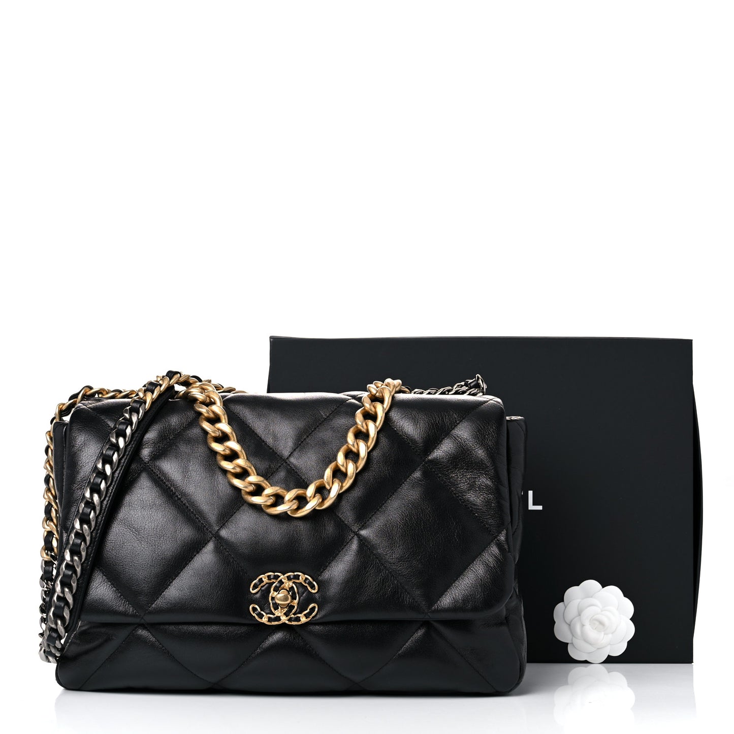 Lambskin Quilted Maxi Chanel 19 Flap Black