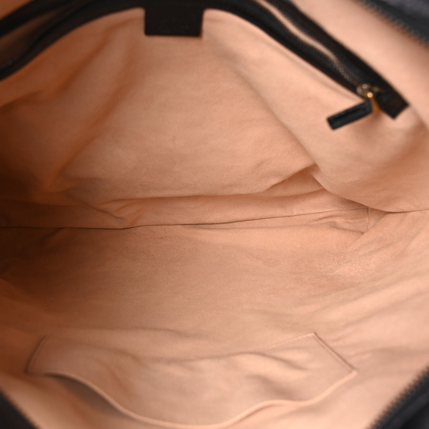 Azalea Calfskin Matelasse Large GG Marmont Slim Tote Black
