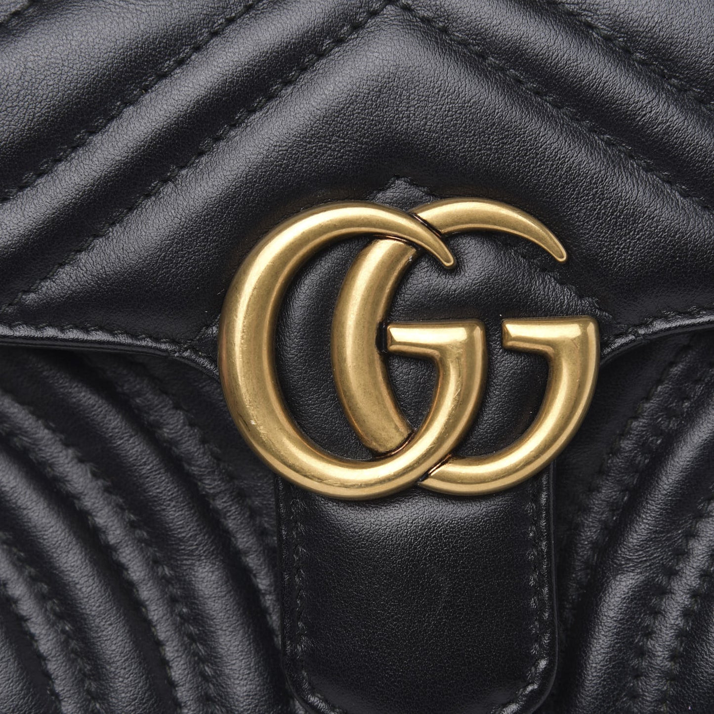 Calfskin Matelasse Mini GG Marmont Shoulder Bag Black
