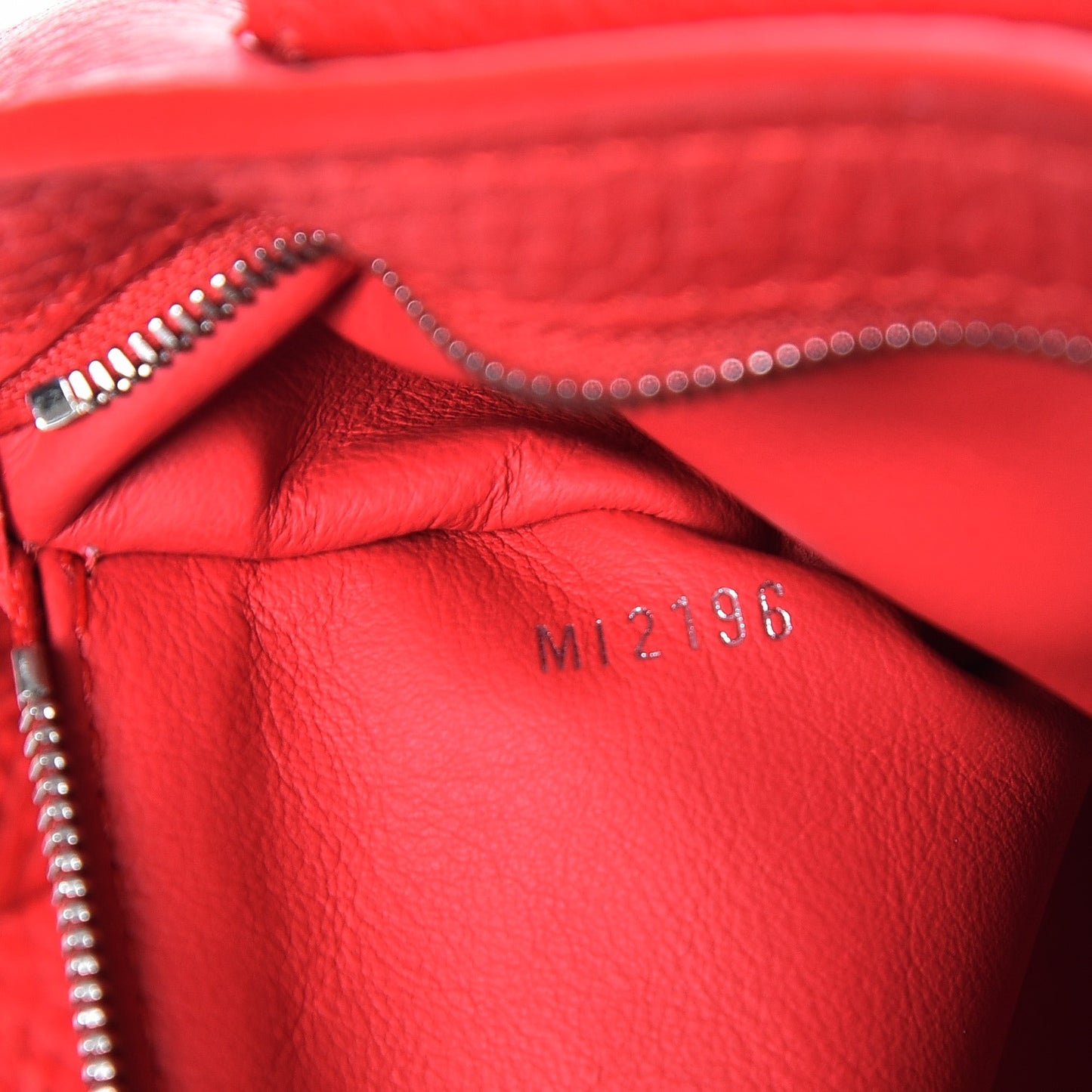 Taurillon Python Capucines PM Rubis