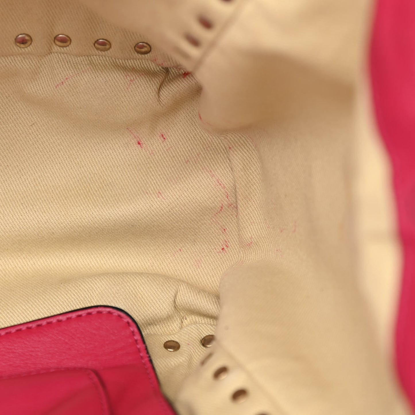 Vitello Medium Rockstud Tote Pink