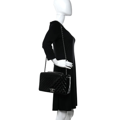 Chanel Patent Diagonal Quilted Flap Black 2 of 14
