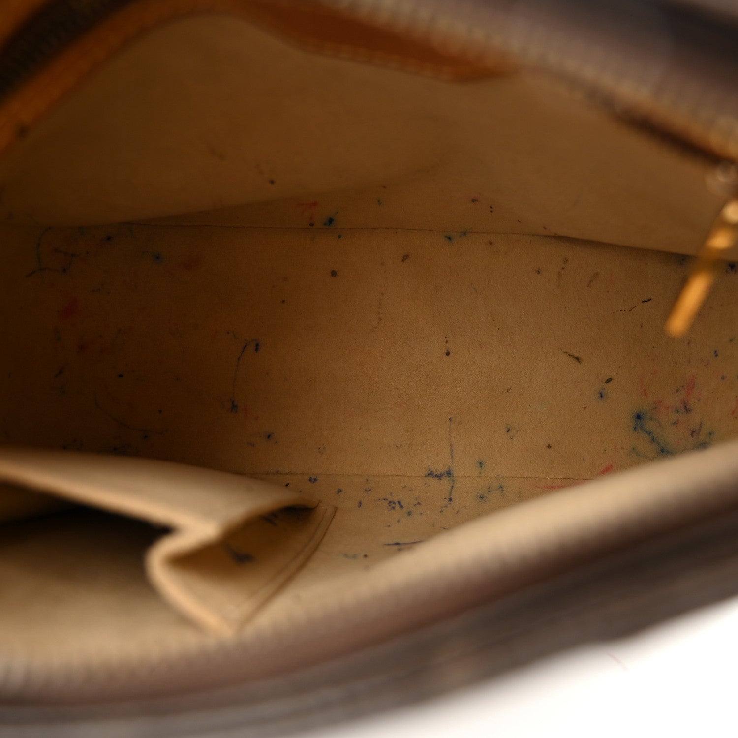 Louis Vuitton Monogram Looping MM 5 of 12