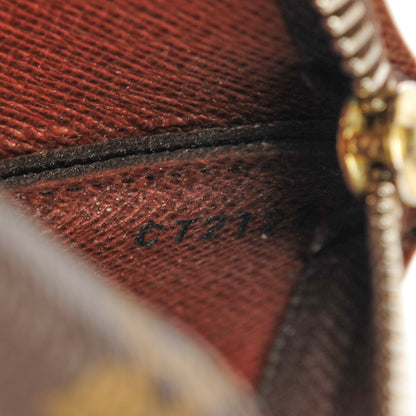 Louis Vuitton Monogram Key Pouch 6 of 7