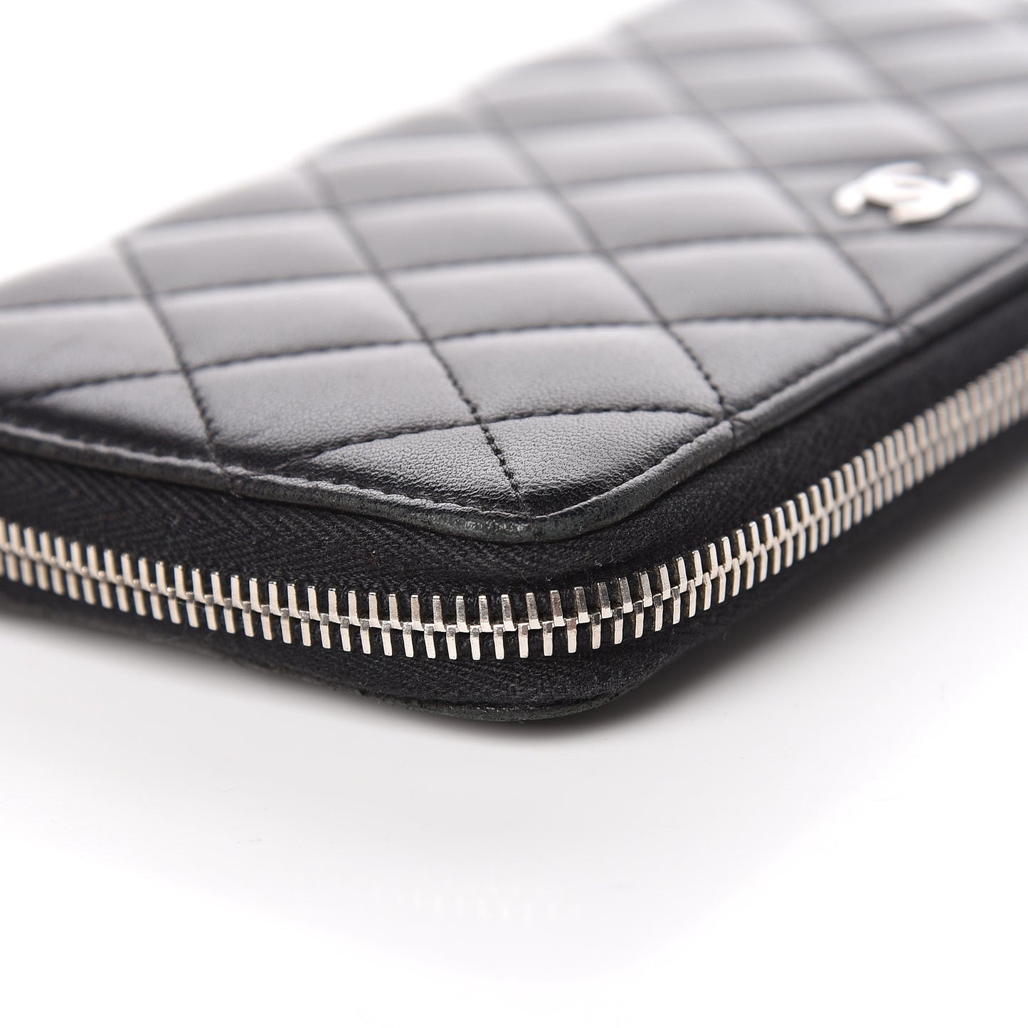 Lambskin Quilted Large Gusset Zip Around Wallet Black
