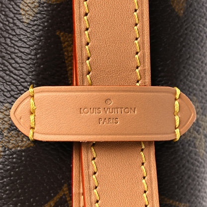 Louis Vuitton Monogram CarryAll MM 6 of 8