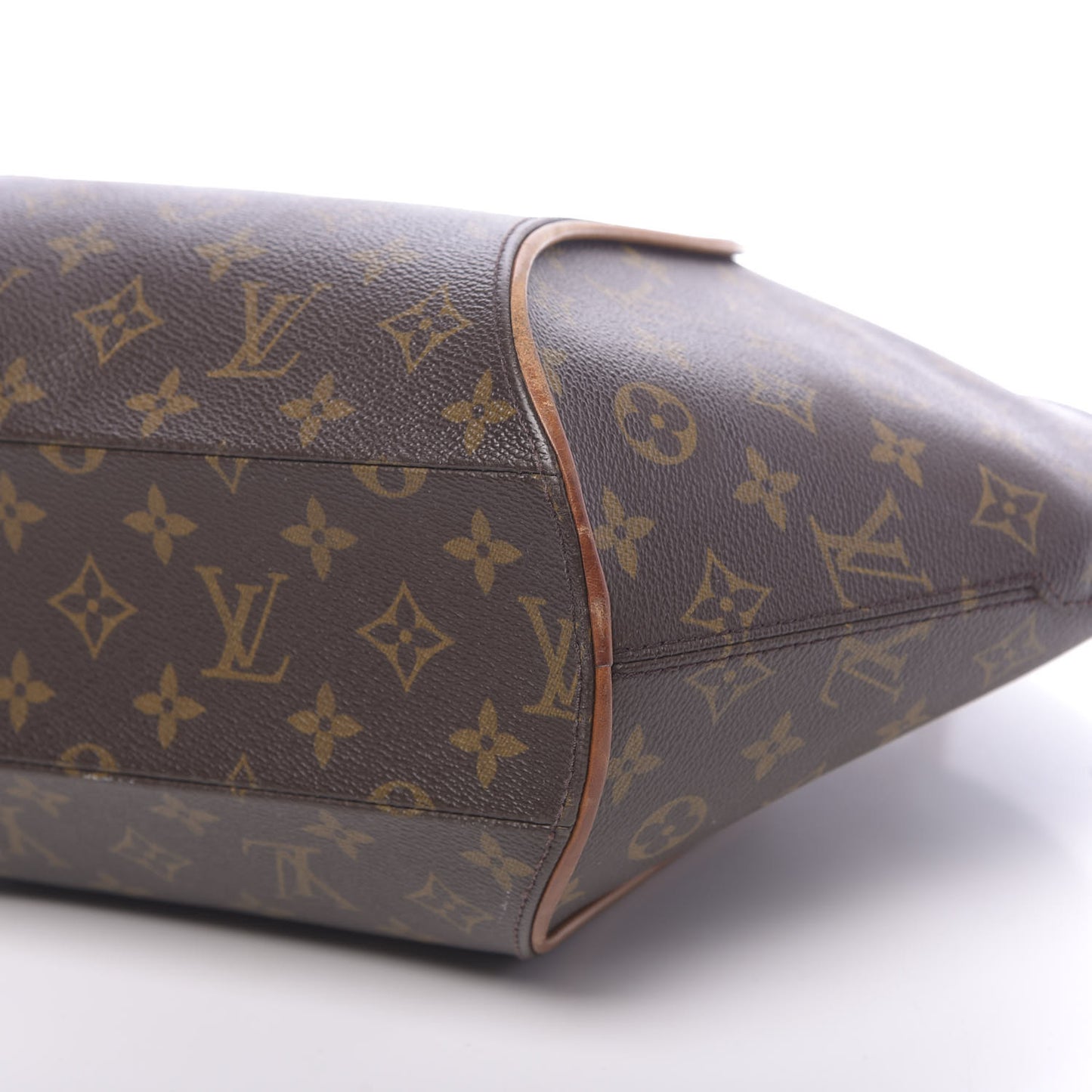 Monogram Ellipse MM
