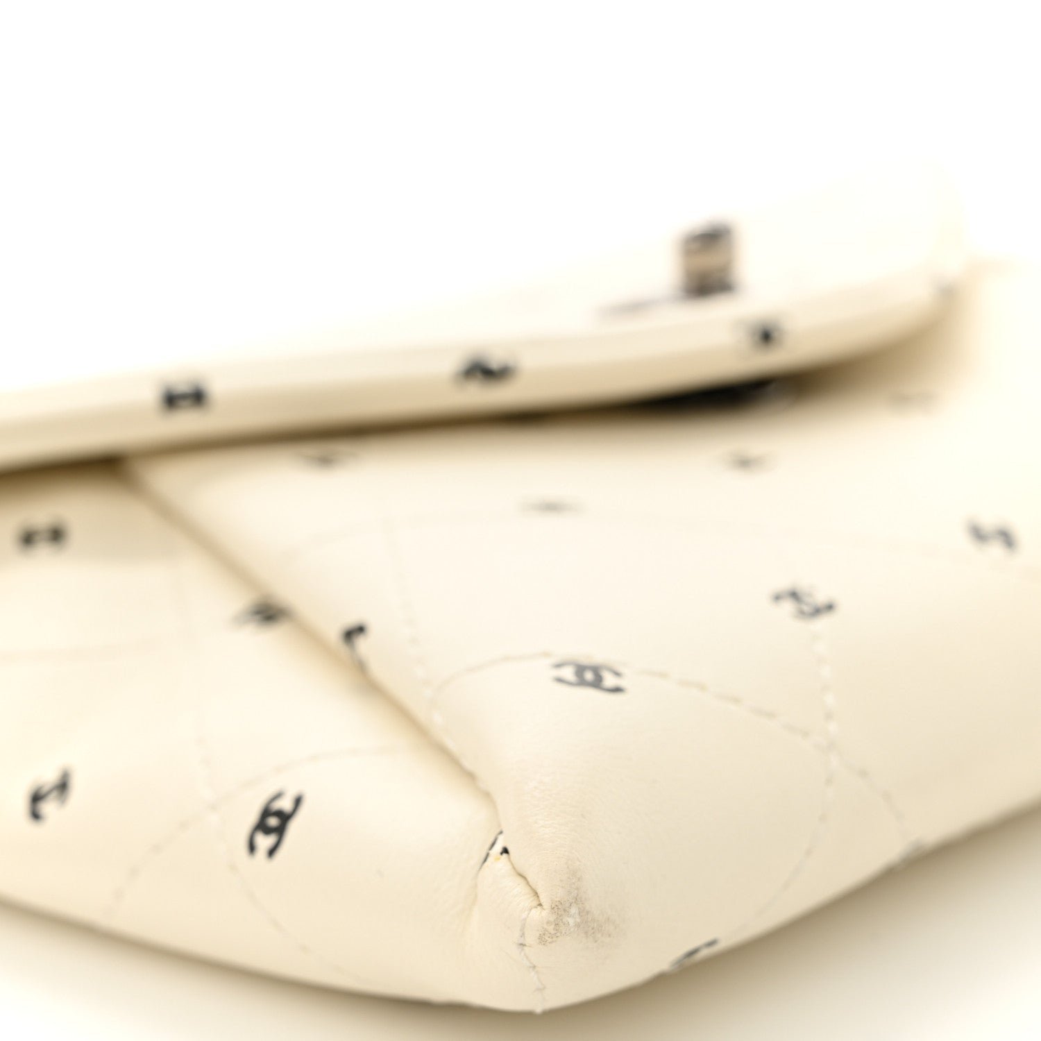 Chanel Printed Lambskin Logo CC Envelope Clutch With Chain White 9 of 10