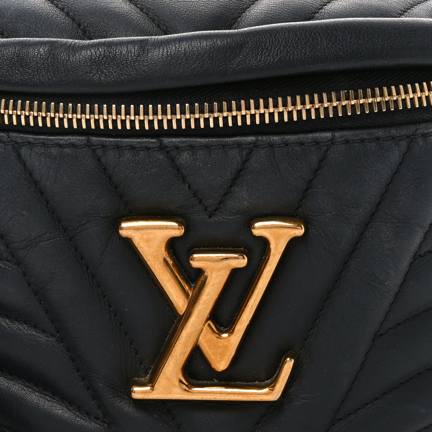 Louis Vuitton Calfskin Quilted New Wave Bumbag Black 7 of 9