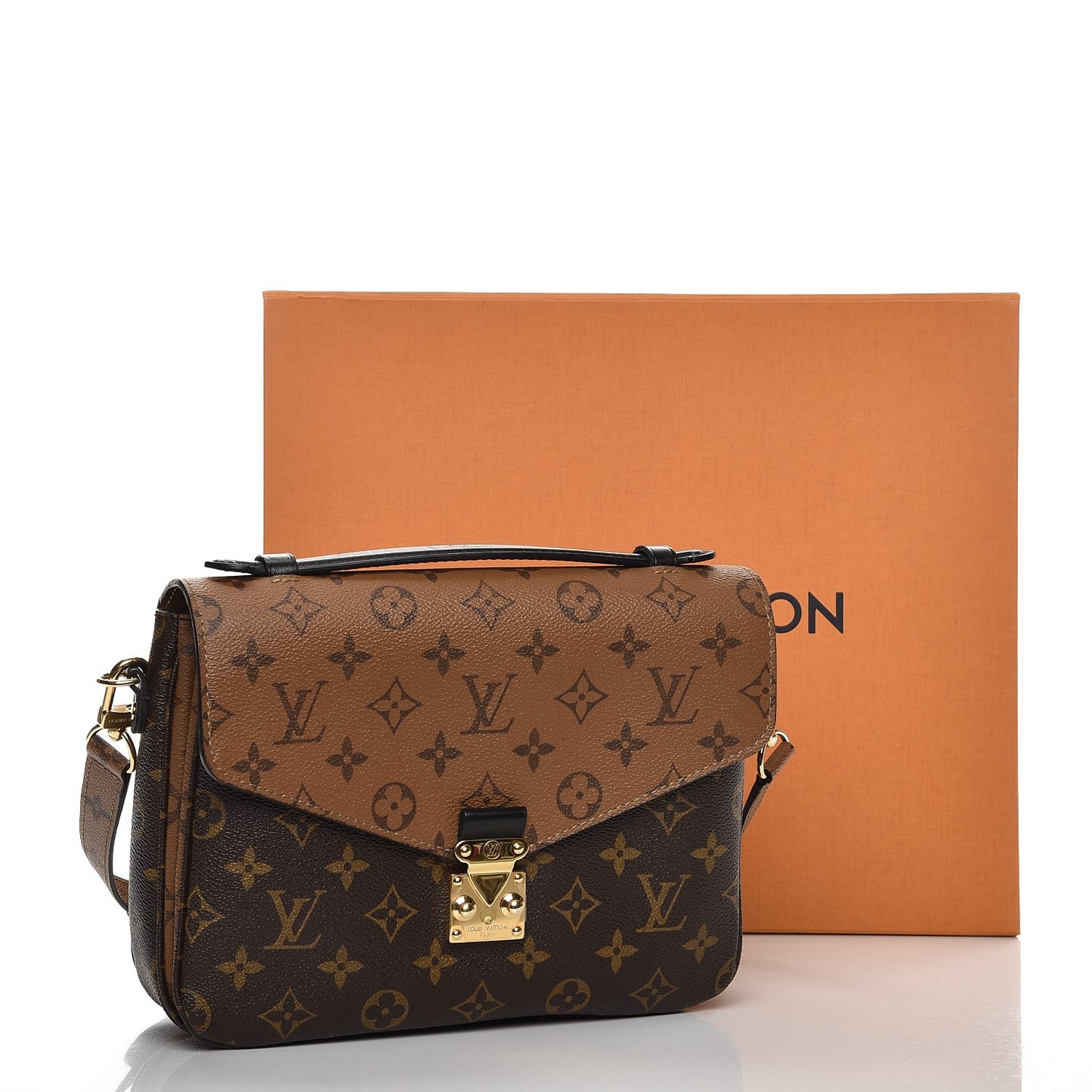 Reverse Monogram Pochette Metis