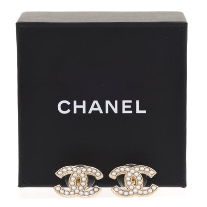 Chanel Pearl CC Earrings Gold 5 of 5