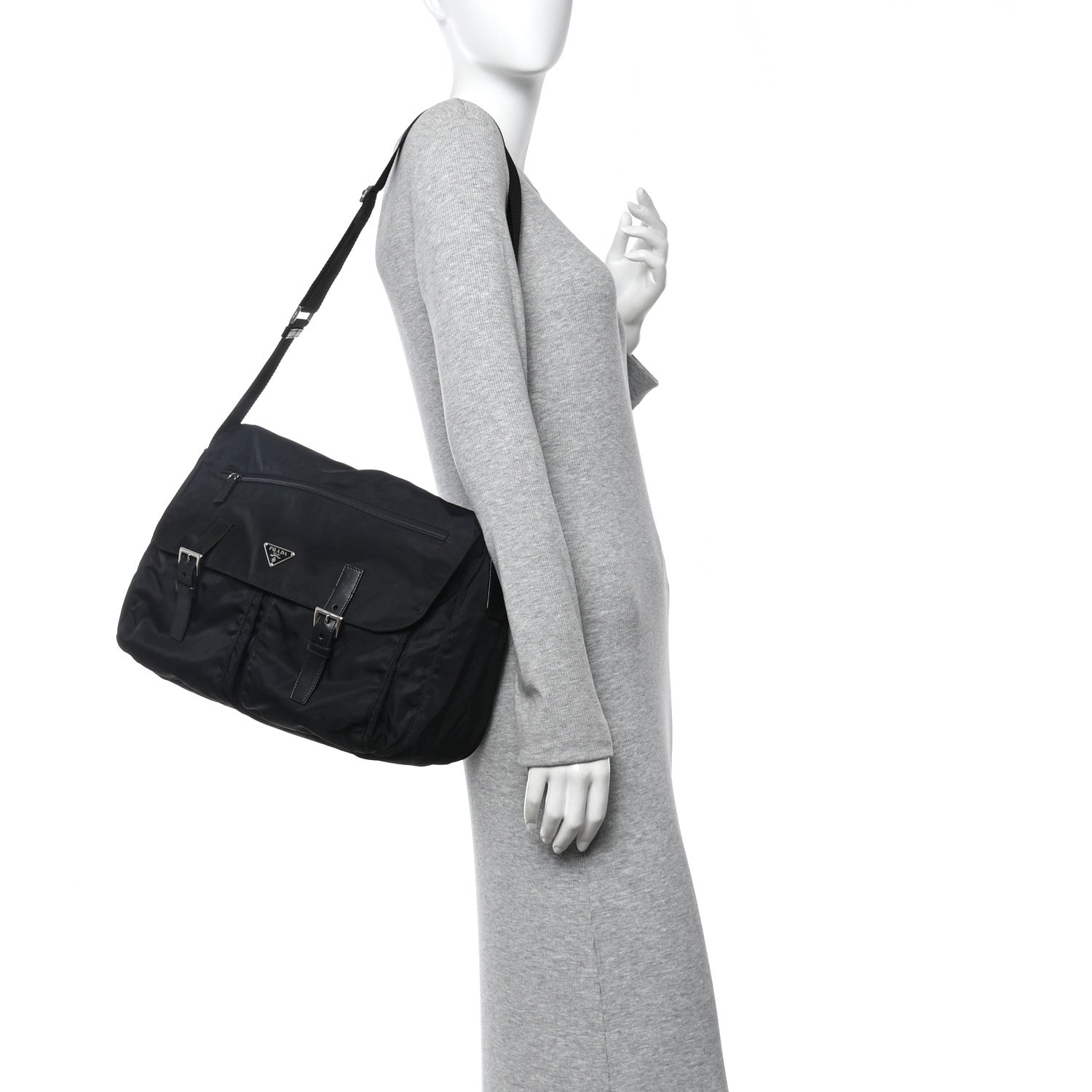 Prada Nylon Vela Sport Messenger Bag Black 1844229 – FASHIONPHILE