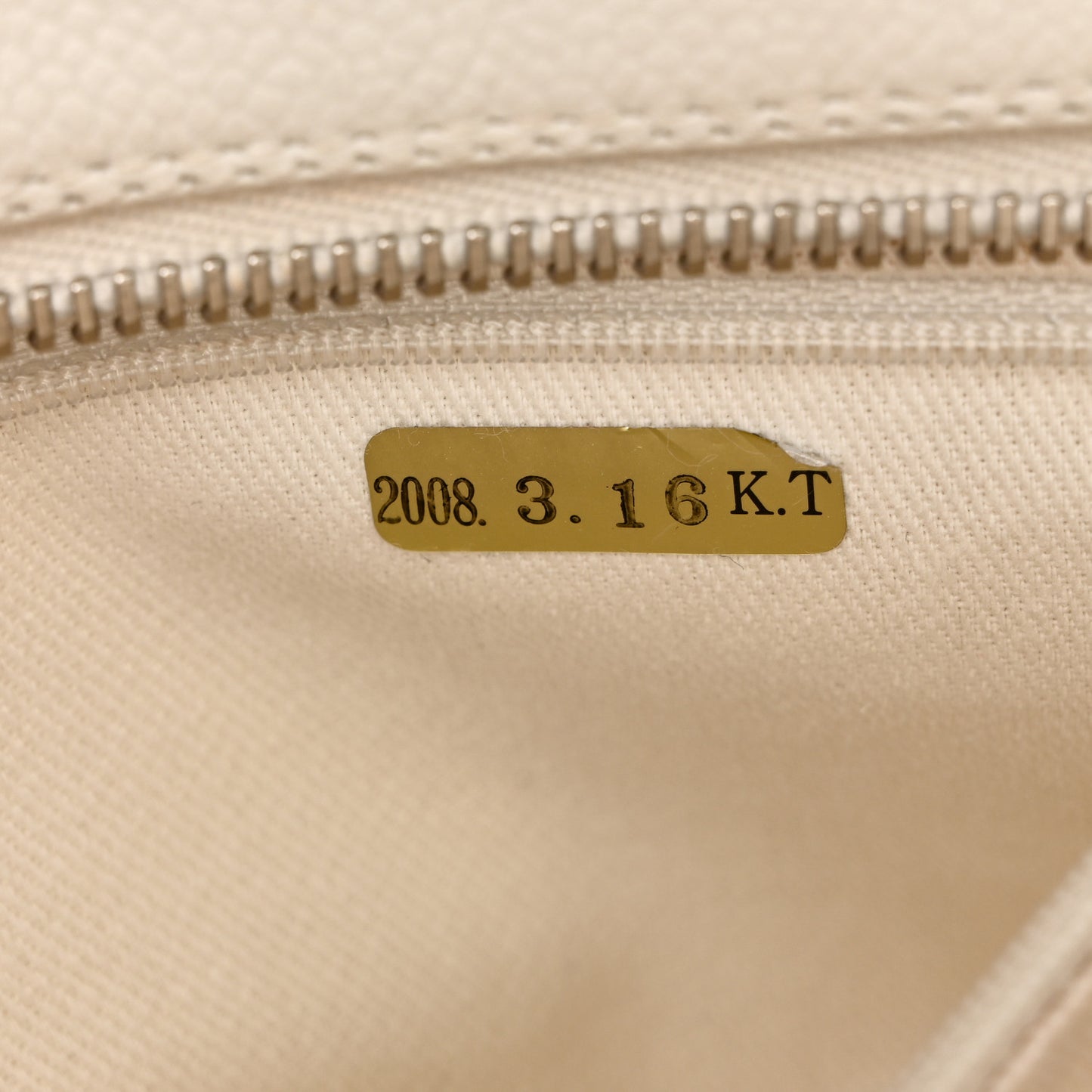 Caviar Quilted Petit Timeless Tote PTT White