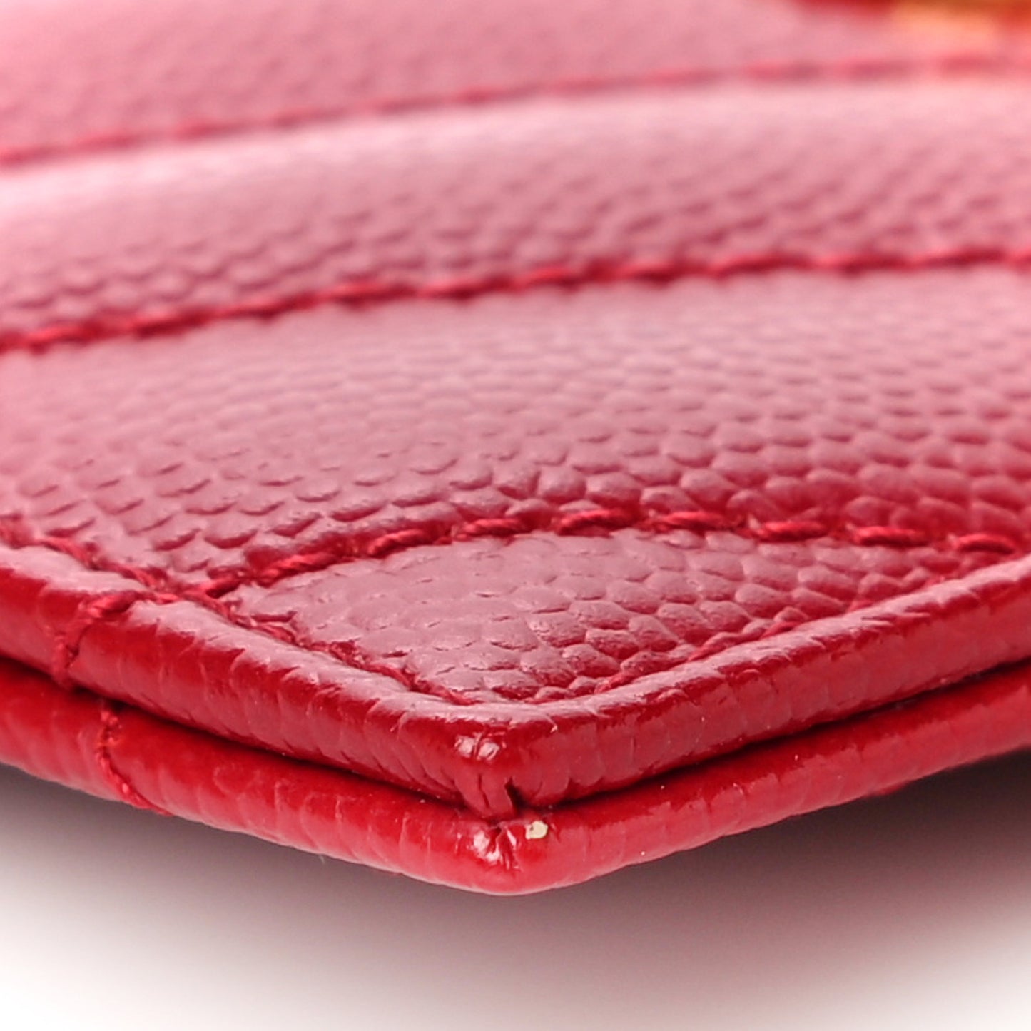 Grain De Poudre Matelasse Chevron Monogram Credit Card Case Rouge Eros