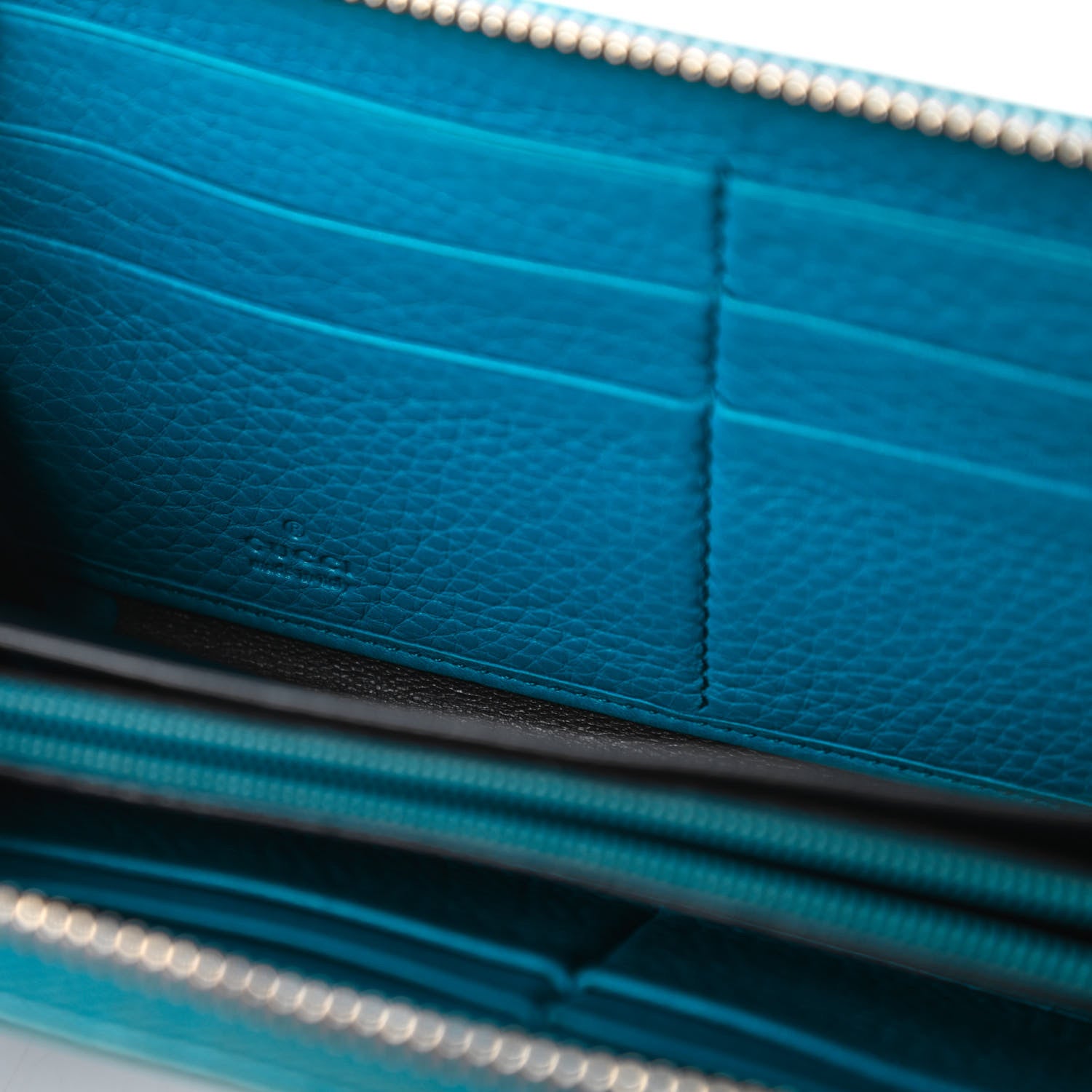 Gucci Pebbled Calfskin Soho Zip Around Wallet Deep Cobalt 8 of 11