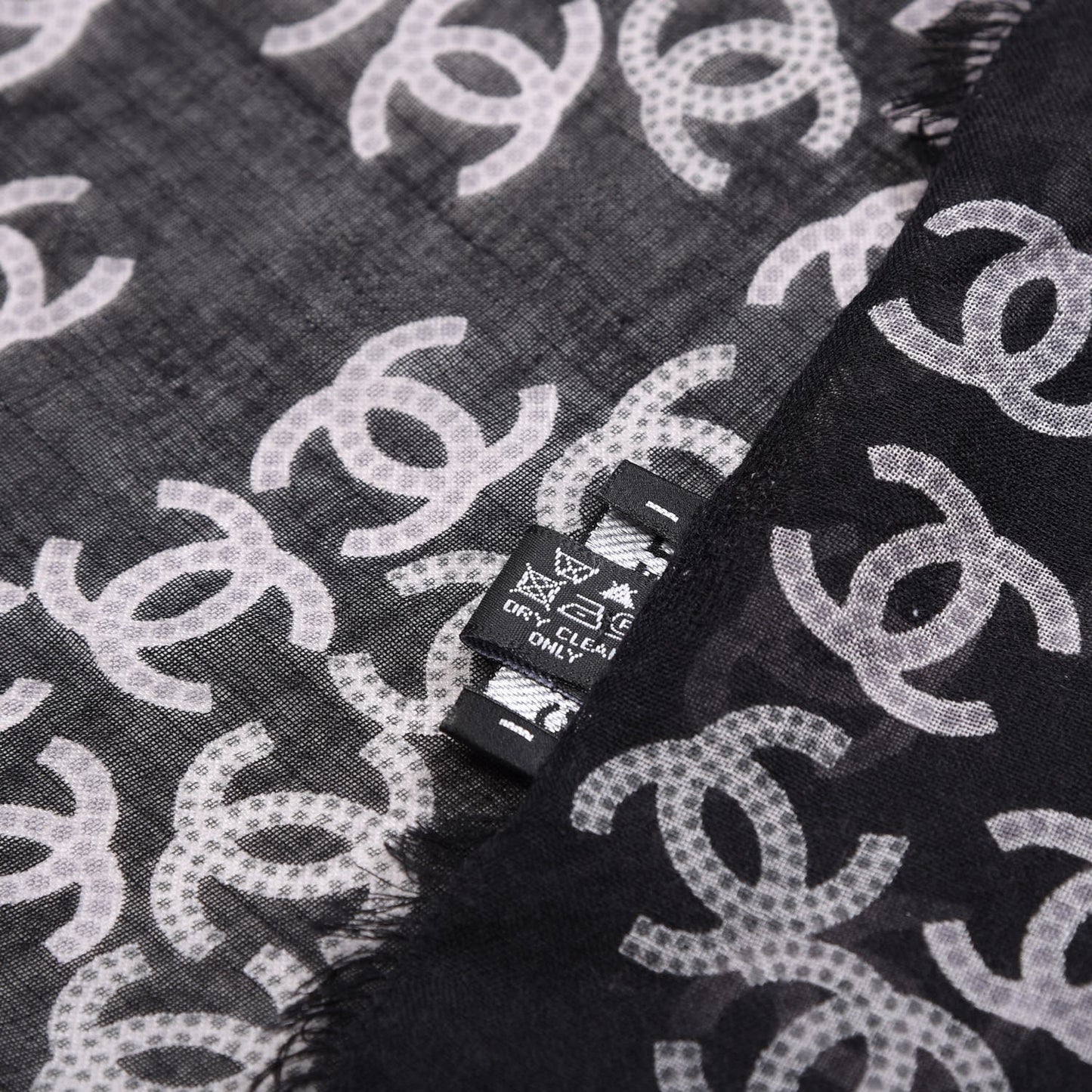 Cashmere Silk CC Logo Scarf Black White