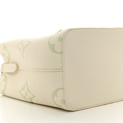 Louis Vuitton Empreinte Monogram Giant Neonoe BB Latte Matcha 9 of 10