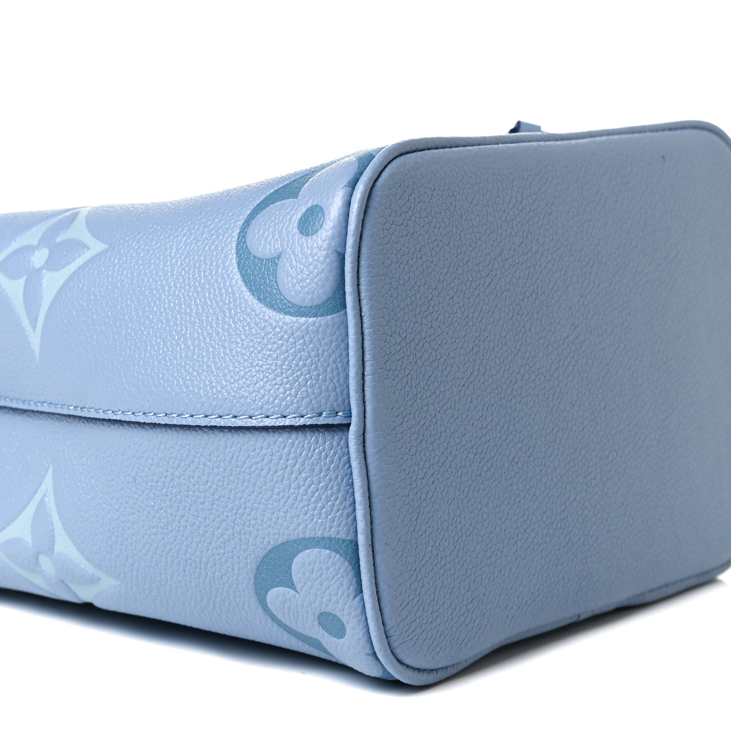Louis Vuitton Empreinte Monogram Giant By The Pool Neonoe BB Summer Blue 8 of 12
